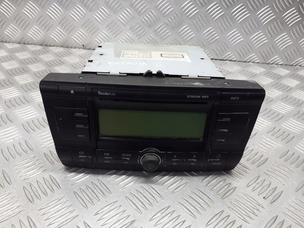 фото №1, Радіо заводський cd skoda octavia ii 1.9 tdi 1z0035161c
