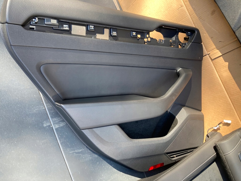 фото №14, Сидіння підігрів заднє сидіння оббивка vw arteon lift r line