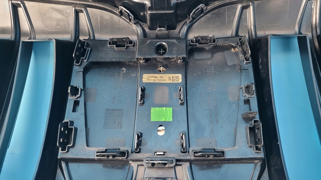 фото №14, Bmw x1 u11 23r решётка радиатора решётка радиатора бампера перед 9883426 8737208