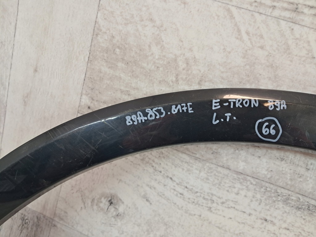 фото №5, Audi q4 e-tron молдинг накладка крыла левый задняя задняя 89a853817e