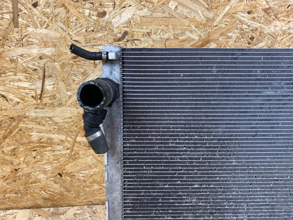 Радіатор води bmw x5 f15 x6 f16 8654431 3.0d aut Доставка