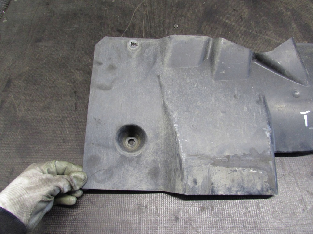 фото №8, Защита подвеска правый задняя peugeot 3008 i 09-13r 9685405880