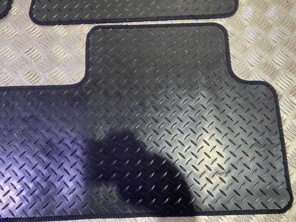 Tesla model 3 2023 набор коврики автомобильных Цена