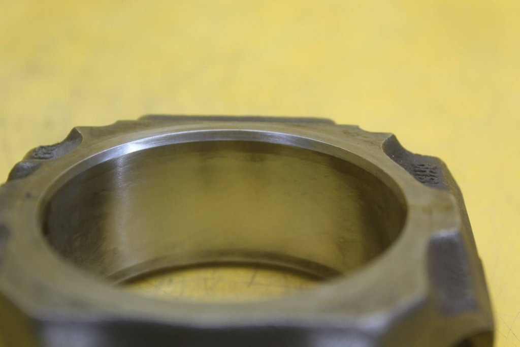 Шатун шату́н vw transporter t4 multivan seat audi 2.0 b aac 074b Недорого