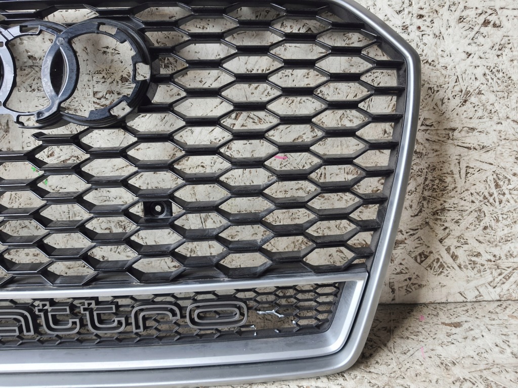 Решётка  радиатора решётка радиатора audi rs6 4g0 15-18 Оригинал
