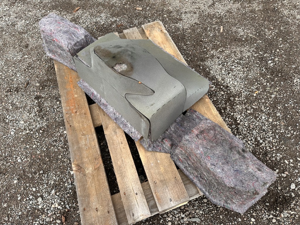 фото №12, Підлога обшивка багажника chevrolet corvette c5 1997 - 2004