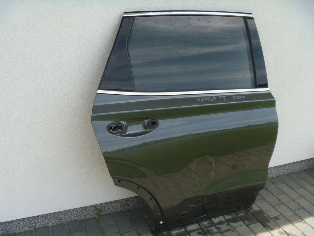 фото №11, Hyundai santa fe iv молдинг бампера заднего правая 86692-s1010