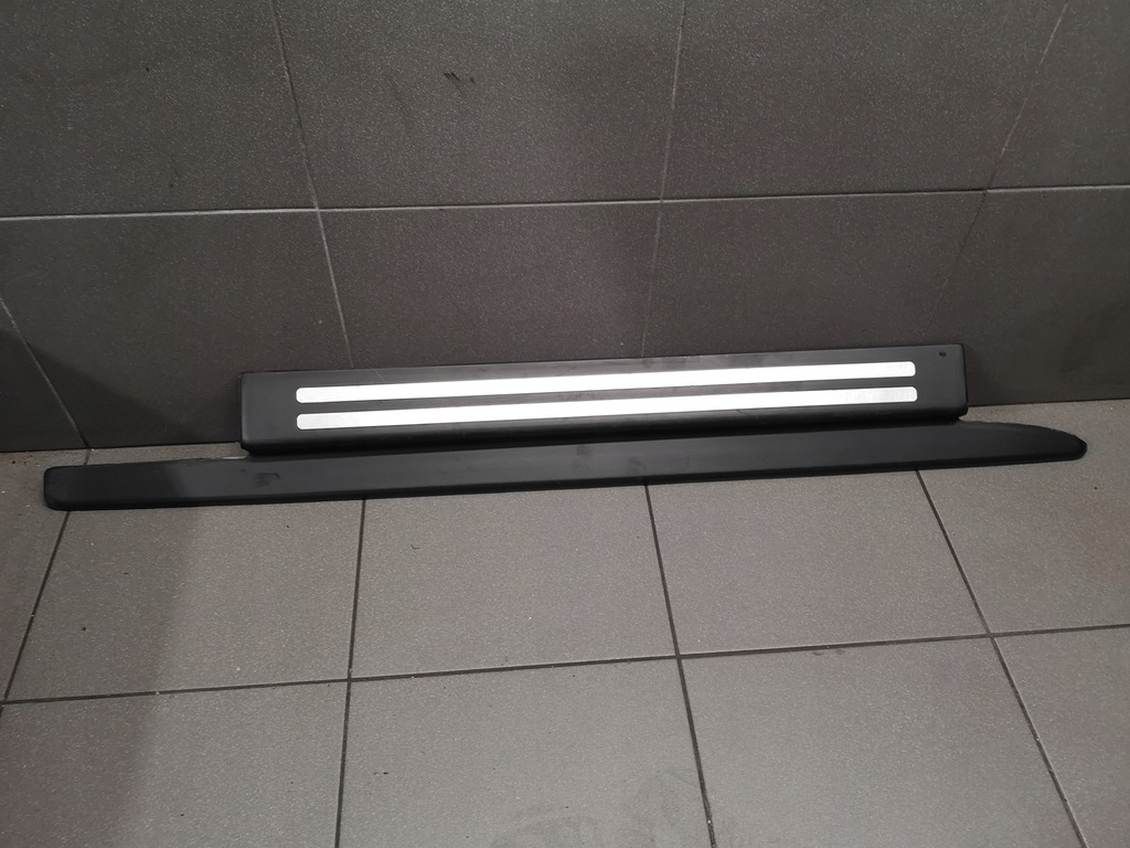 фото №1, Молдинг поріг ліва audi a4 b6 cabrio 8h0853491