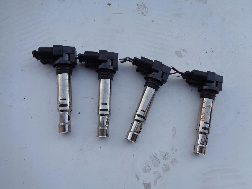 фото №1, Котушка котушки vw golf 5 plus 1.6 fsi