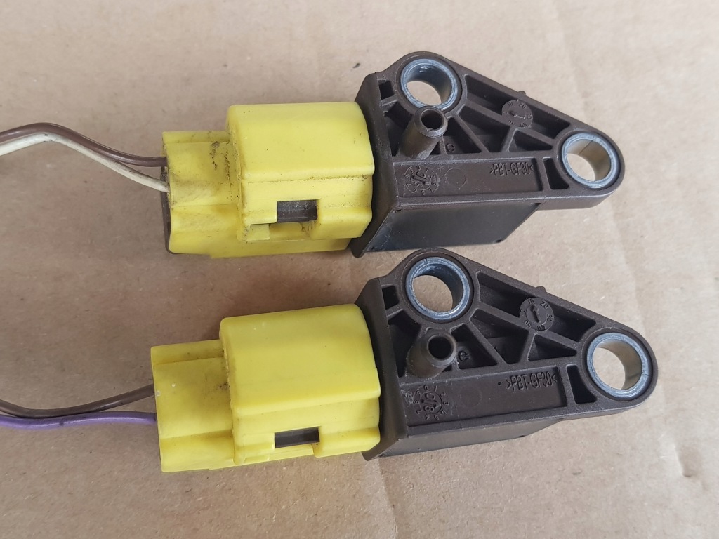 Датчики удара перед + разъёмы / audi a4 b8 - a5 8t - q5 8r / 8k0959651 с Разборки