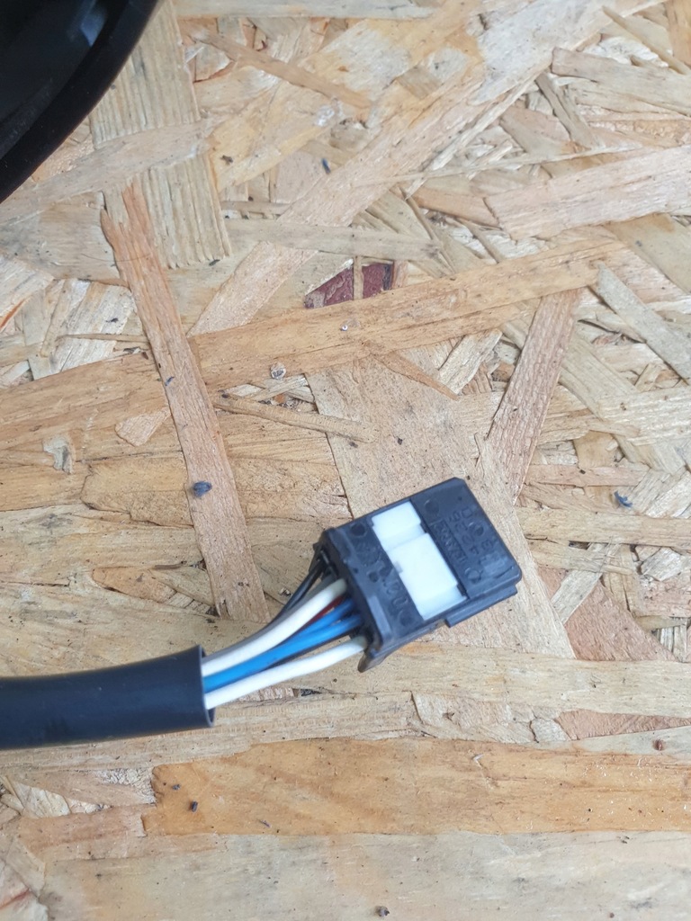 фото №4, Renault clio iv зеркало правое 9 pin