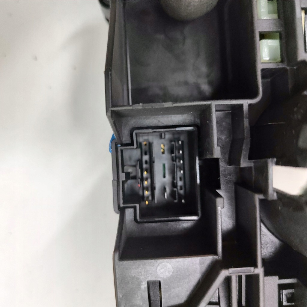 фото №8, Audi a4 s4 b9 8w 2017 рычаг / переключатель поворотники