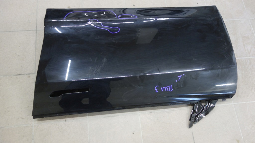 Дверь перед передние левая tesla 3 оригинал в Украине