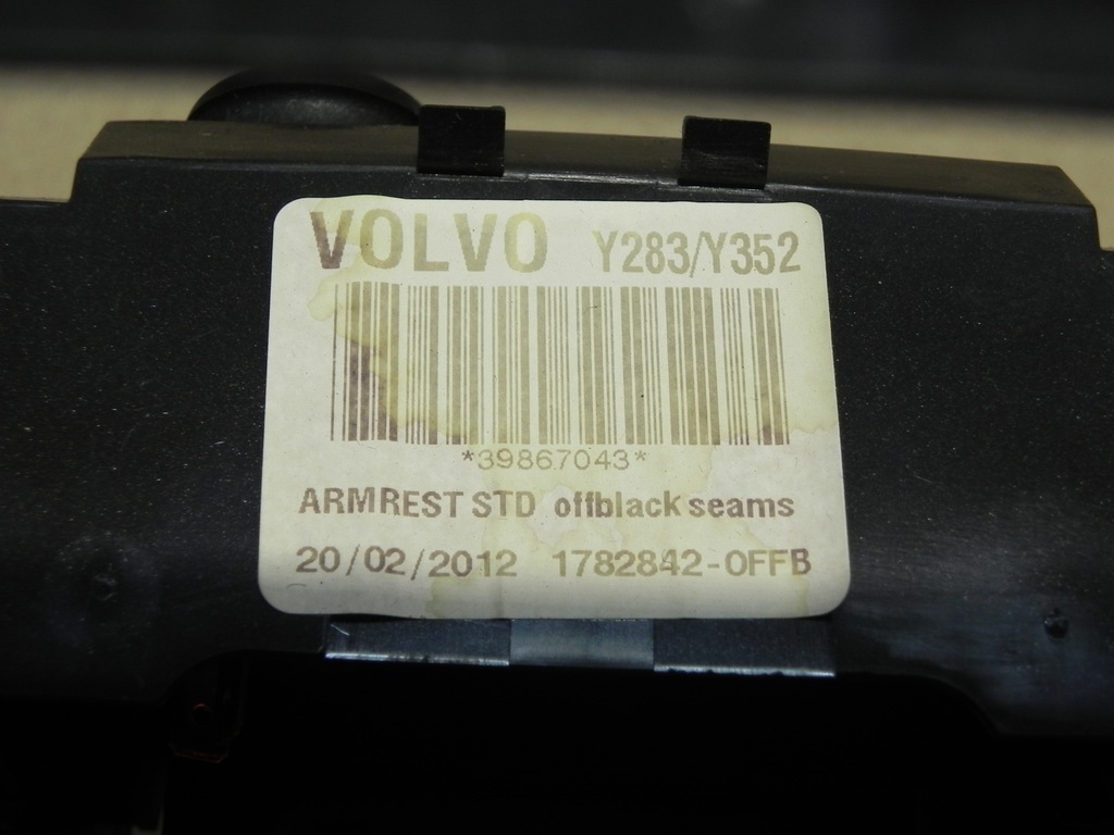 фото №5, Volvo v60 i ii s60 подлокотник кожа idealny