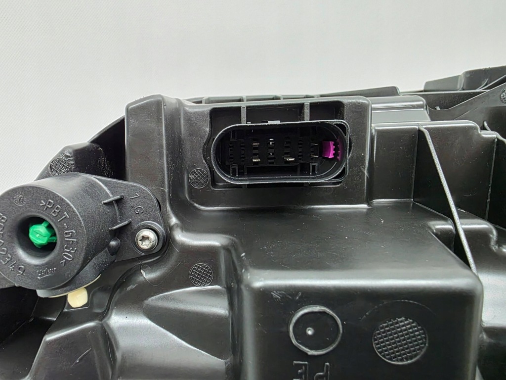 Volvo xc90 2 2 14+ фара правый  передняя перед mid led европа 31655708 Оригинал