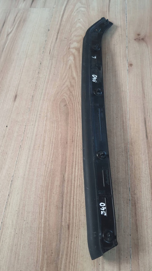 Прокладка капот перед сторона левая lamborghini urus 4ml823125 Недорого