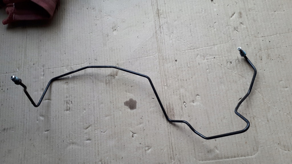 фото №1, A4 b9 8w шланг насоса тормозной abs a5 8w