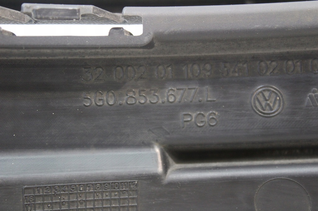 фото №12, Средняя решётка бампера vw golf vii lift 5g0853677l