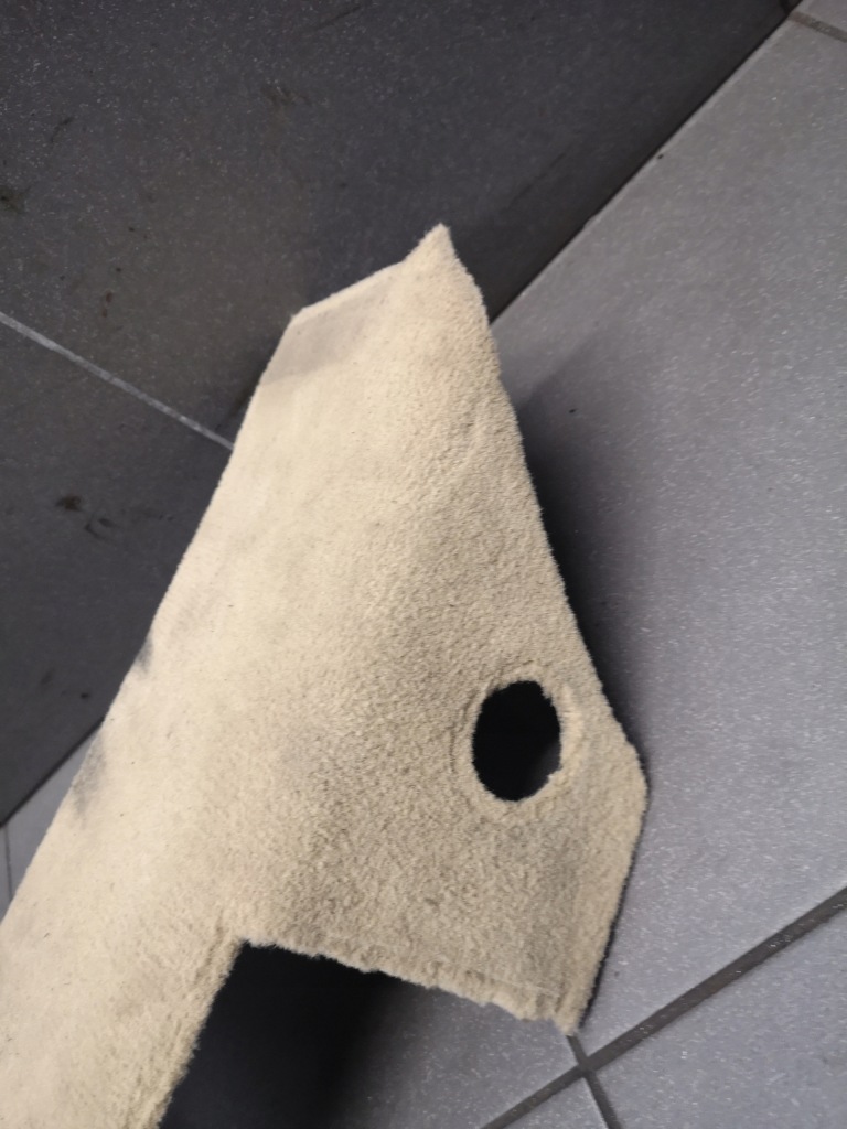 фото №6, Защита корпус сиденье правая vw touareg 7l0881328