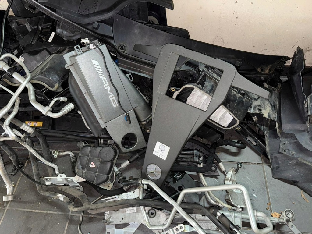 фото №14, Перед kompletny mercedes gls 6.3 amg x166 цвет 799 оригинал