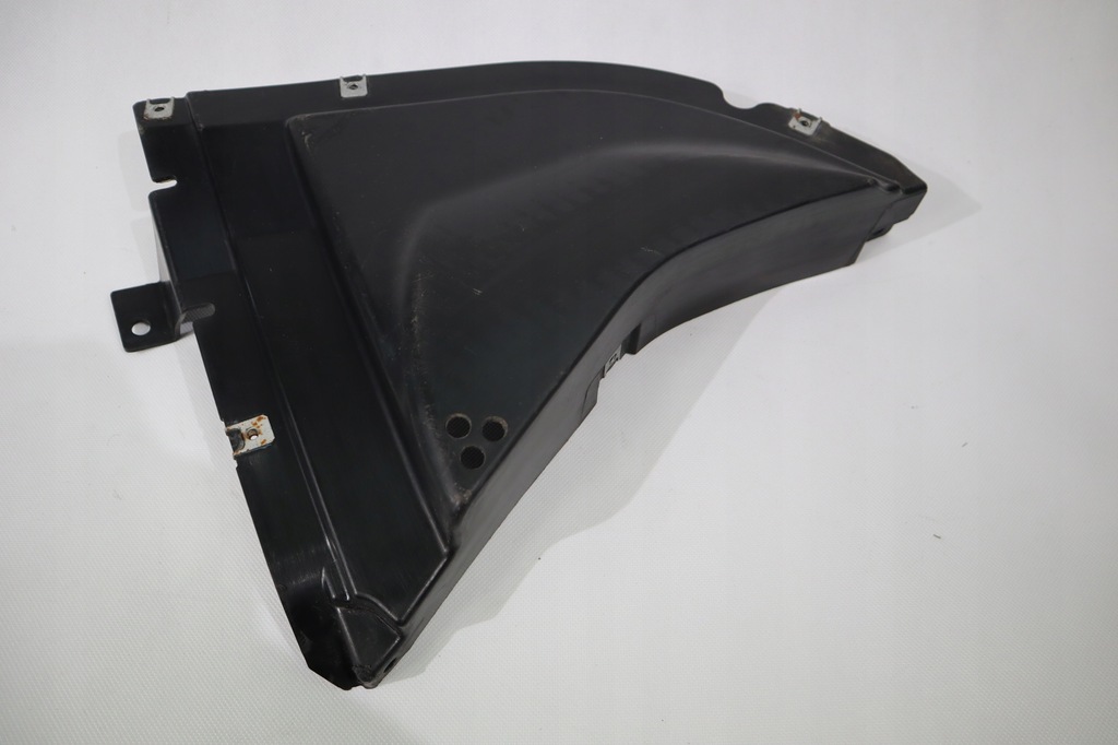 фото №1, Подкрылок треугольник bmw alpina левая