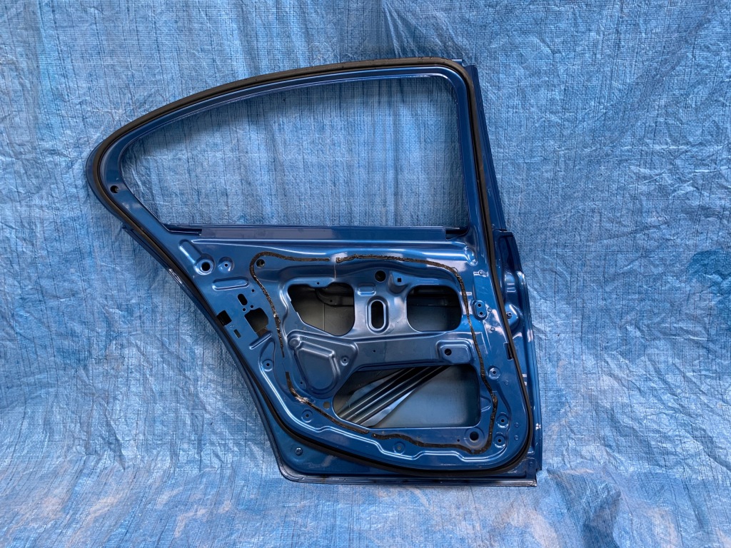 фото №3, Bmw f10 левая задние дверь