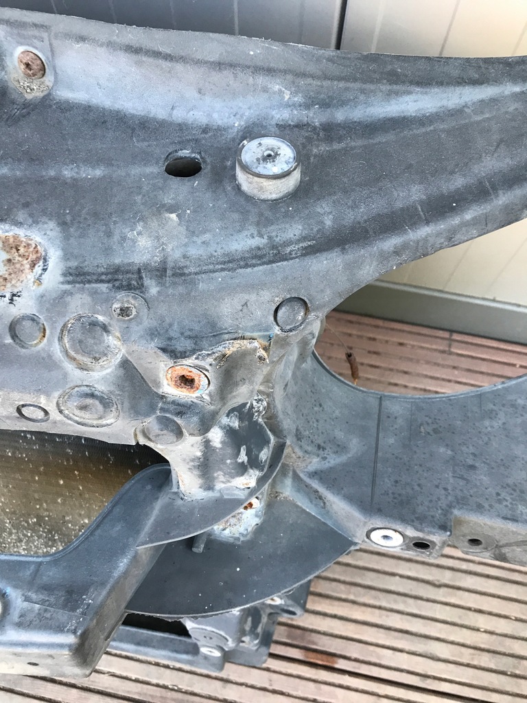 фото №4, Pas передній радіатор комплект polo iv 6q панель фари