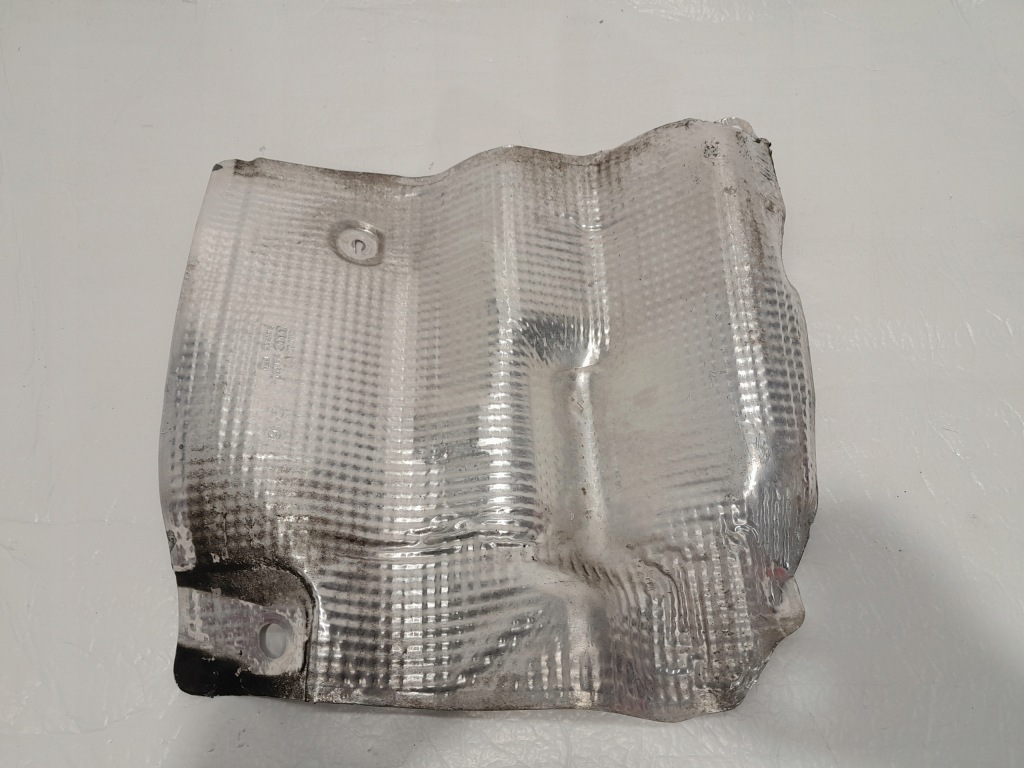 Купити Audi a4 a5 f5 8w накладка теплова труби випускної 8w0804172
