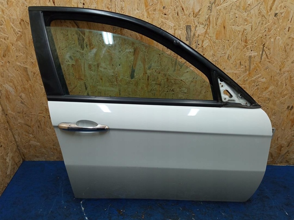 фото №1, Дверь правый перед lift alfa romeo 147 белый