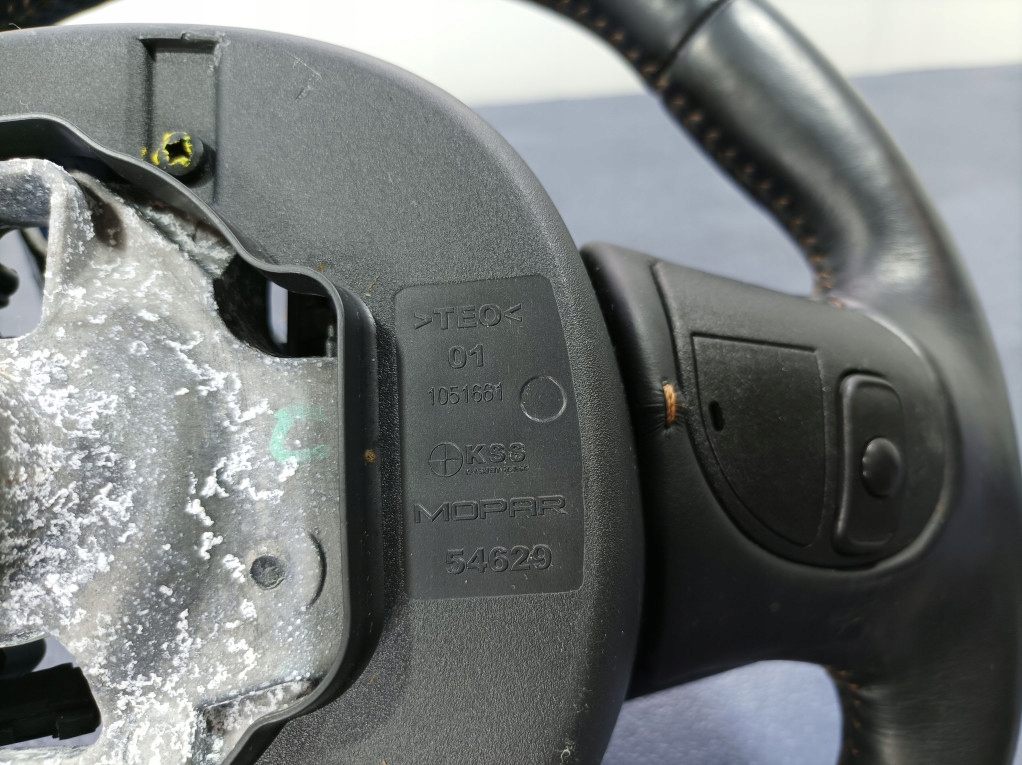 фото №10, Jeep compass ii 17- воздуховод кожаный многофункциональный p5sx77lt5ag