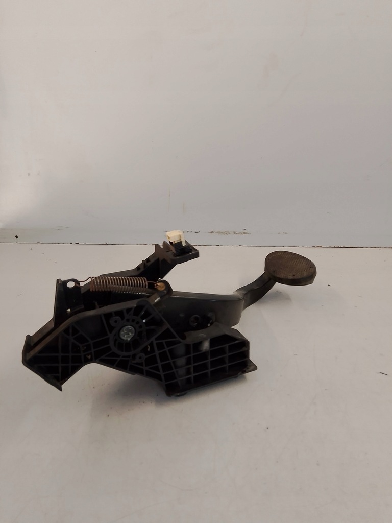 фото №1, Mini f55 f56 1.5d автоматична коробка передач педаль гальма