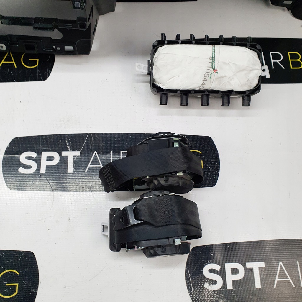 фото №7, Sandero iii 3 консоль подушки безопасности ремни подушка безопасности