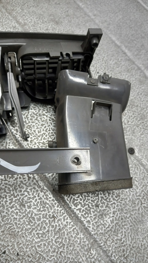 фото №6, Решётка средняя обдув впуск volvo s40 v40 95-00