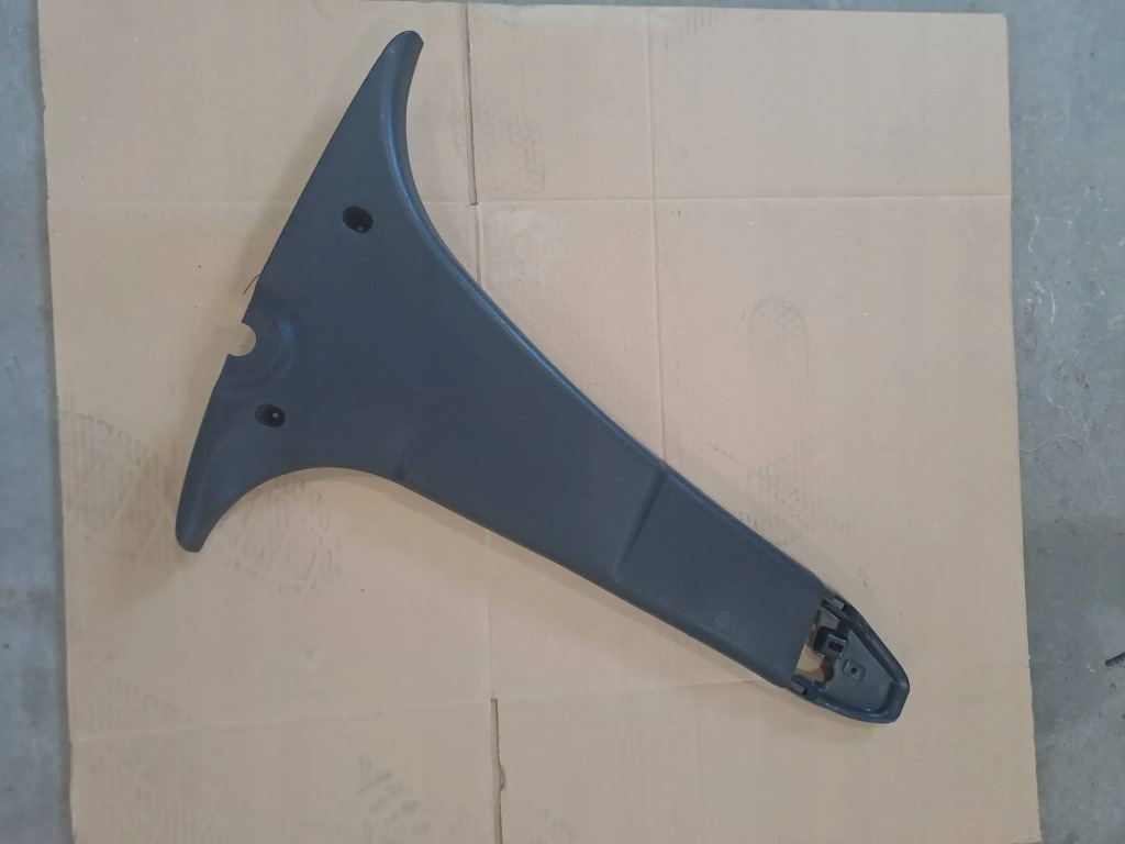 фото №1, Dacia sandero i stepway захист стійка середнього права 8200823419