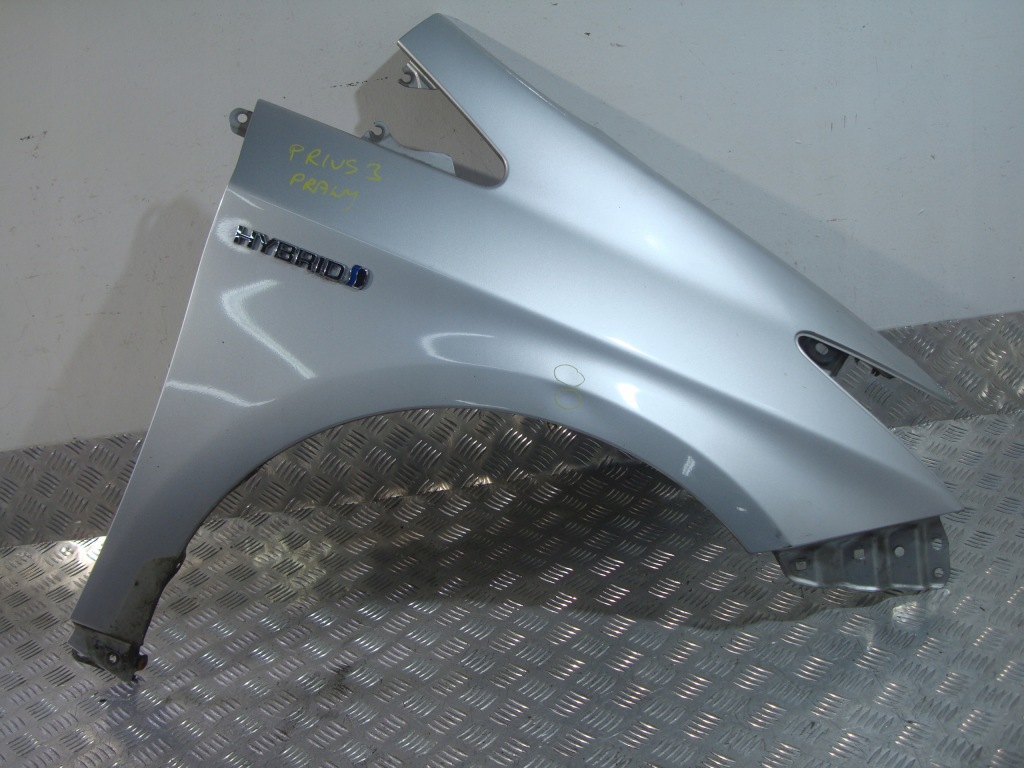 фото №1, Крыло правый перед 1f7 toyota prius iii 09-15