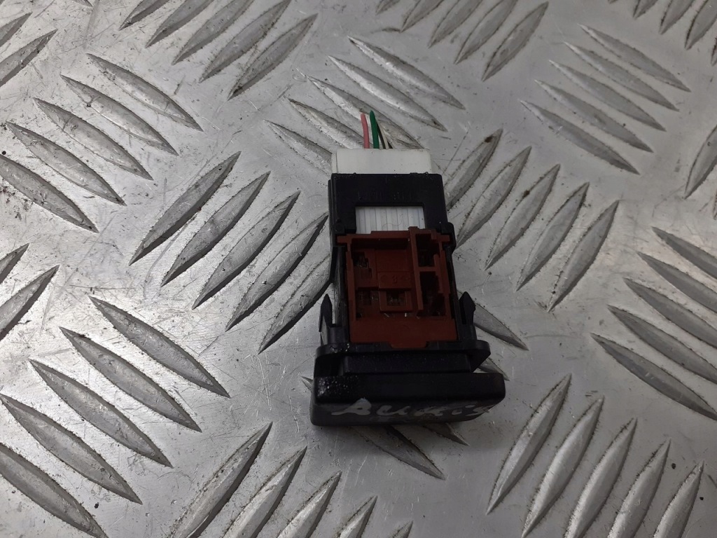 фото №2, Перемикач esp toyota auris 15c032