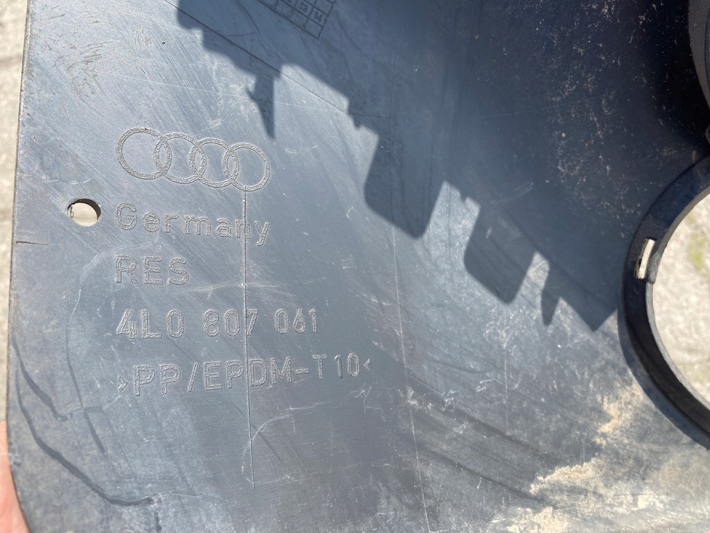 фото №6, Audi q7 спойлер бампер накладка 4l0 4l