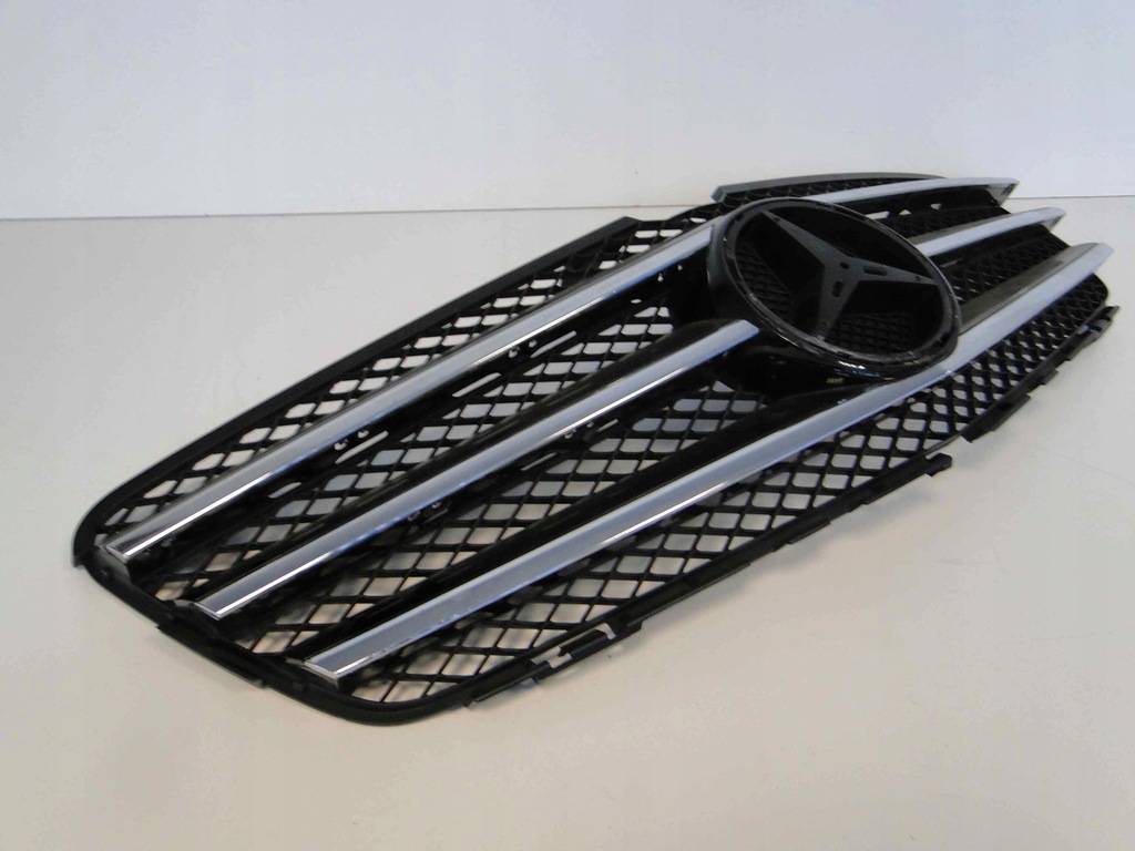 фото №4, Mercedes r klasa w251 251 lift решётка радиатора решётка радиатора amg