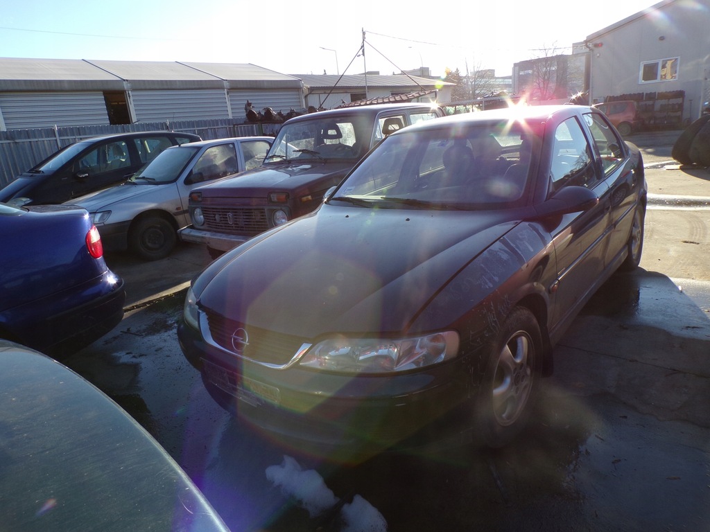 фото №5, Лампа задняя левая opel vectra b sedan