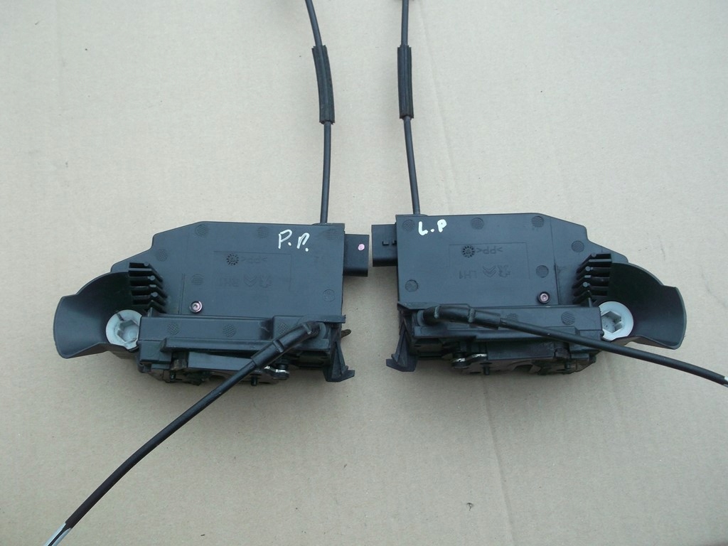 фото №2, Citroen c4 picasso ii замок дверь перед 7 pin