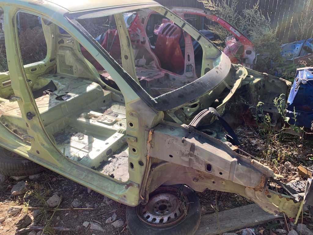 фото №1, Чверть підкрилок лонжерон перед крила panda ліва права