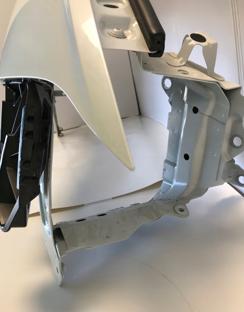 фото №16, Крылья правый передний l0k1 touareg iii r-line 760821106