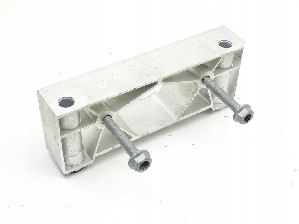 фото №1, Кронштейн кронштейн підпора audi r8 4s plus 5.2 fsi v10 4s0813857b