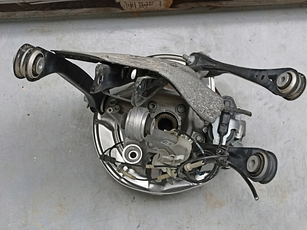 фото №7, Bmw g30 g31 поворотный кулак рычаг ступица правый задняя