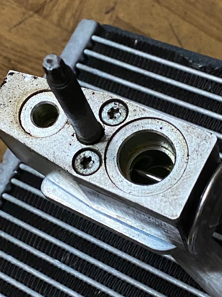 фото №5, Opel astra j радиатор отопителя кондиционера