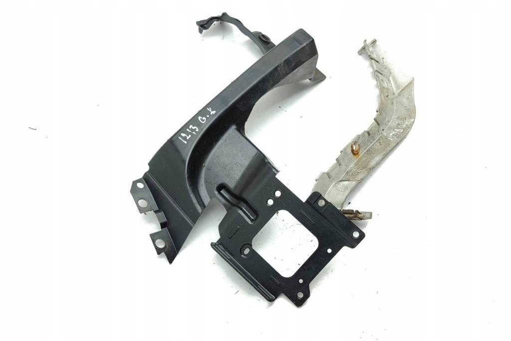 фото №8, Лівий напрямна заднього бампера land rover range rover evoque l538