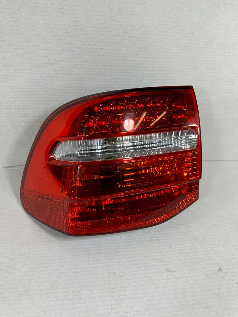 фото №1, Cayenne 7l5 лампа ліва задня 7l5945207b