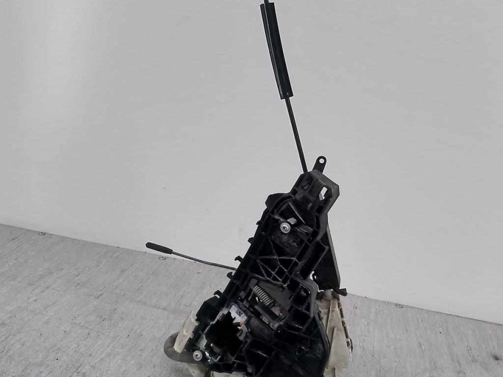 фото №1, Замок двері правий задня mercedes-benz klasa a w169 1697302235