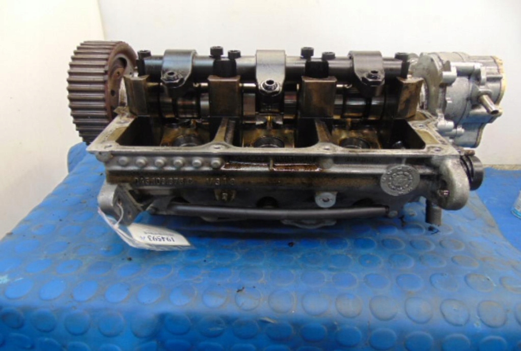 фото №5, Audi a2 1.4tdi головка двигателя 045103373c