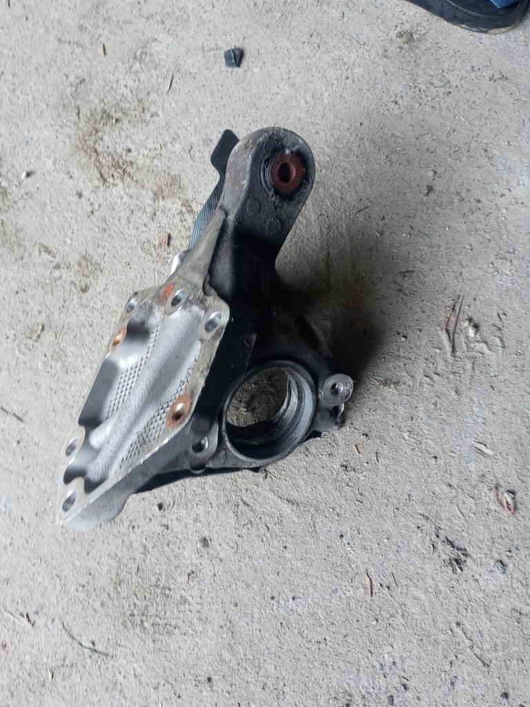 фото №1, Expert iii peugeot citroen 2.0 bhdi опора полуось